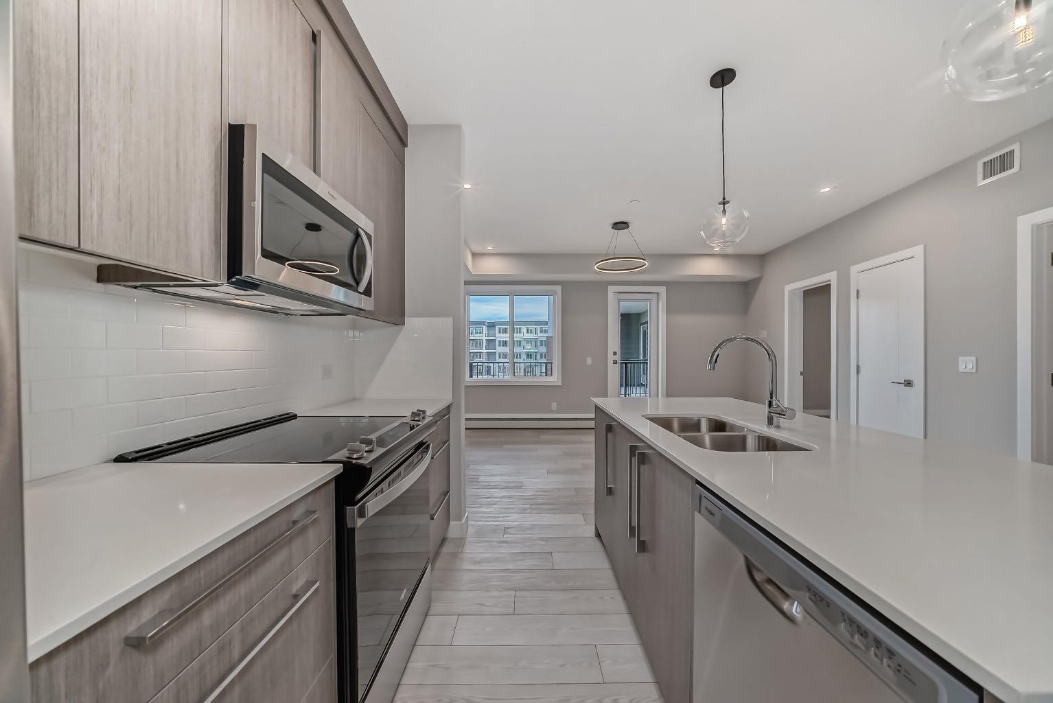 6 Merganser Drive W 1218