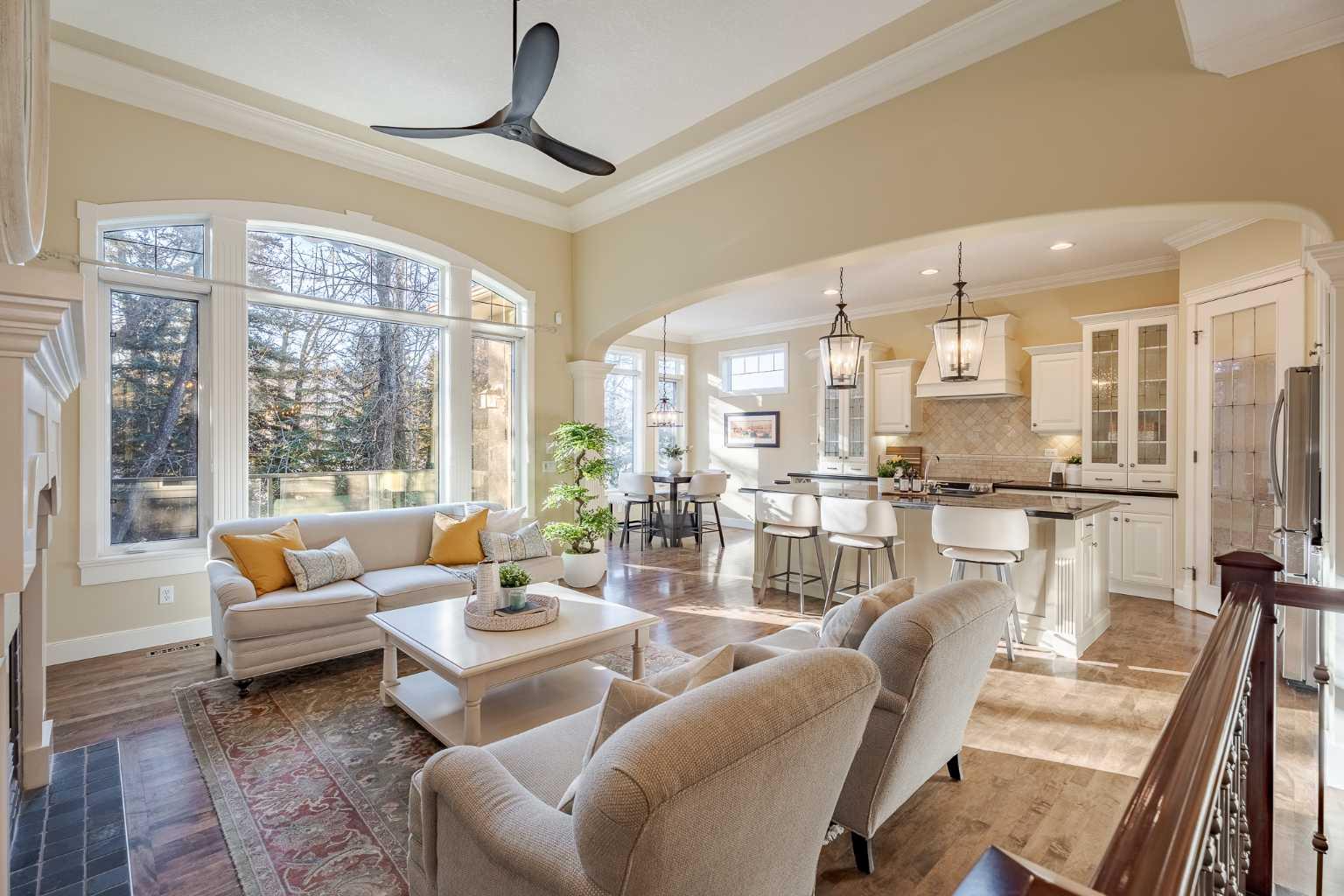 134 Discovery Ridge Boulevard SW