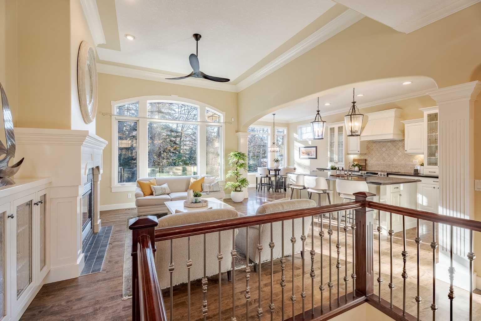 134 Discovery Ridge Boulevard SW