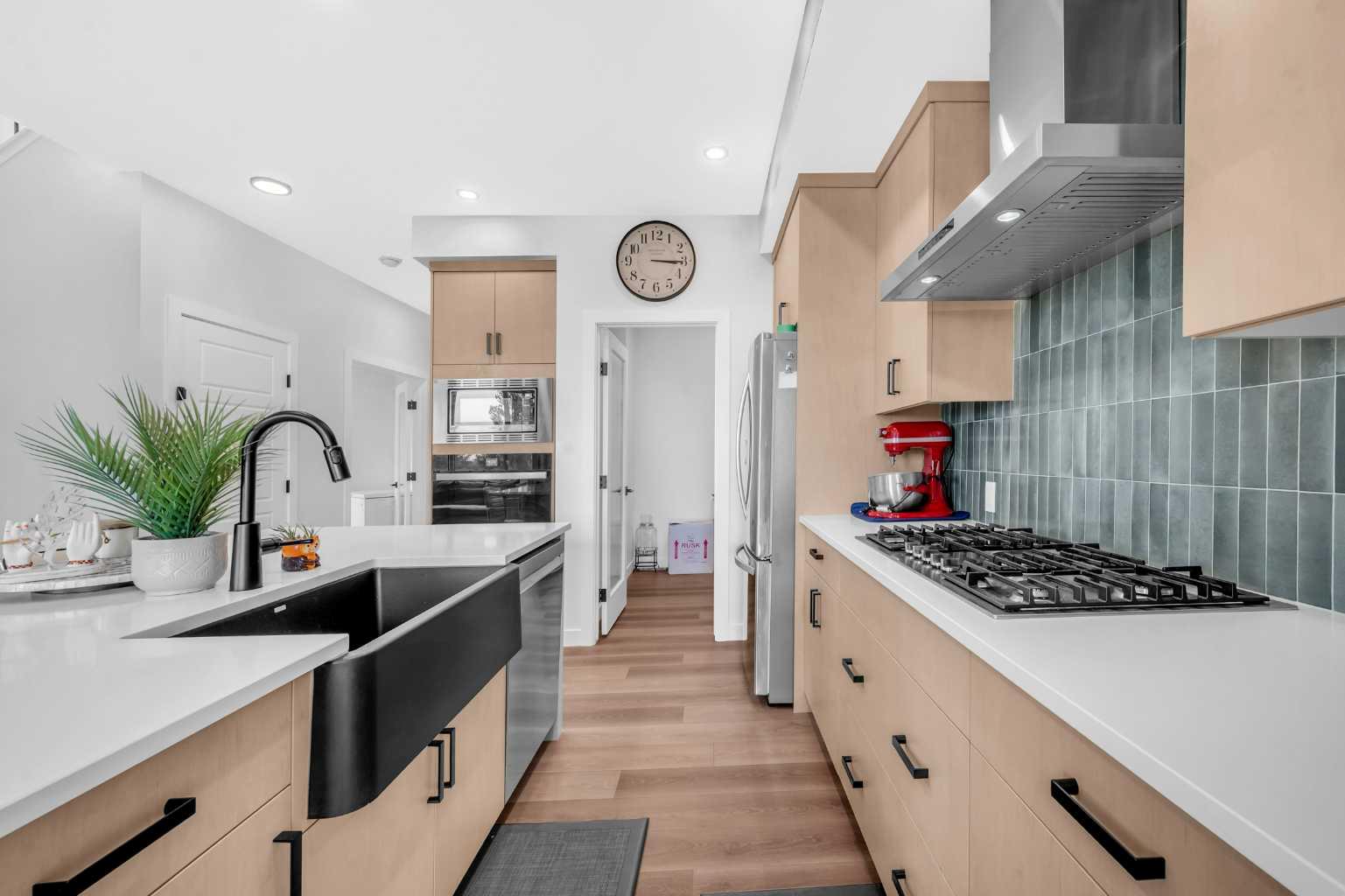 93 Legacy Reach Crescent SE