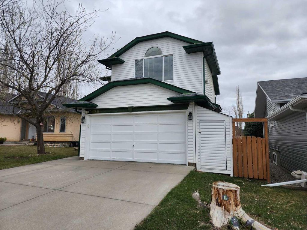 Photo of 128 Harvest Park Road NE, Calgary, AB T3K 4H9 (MLS # A2305181)