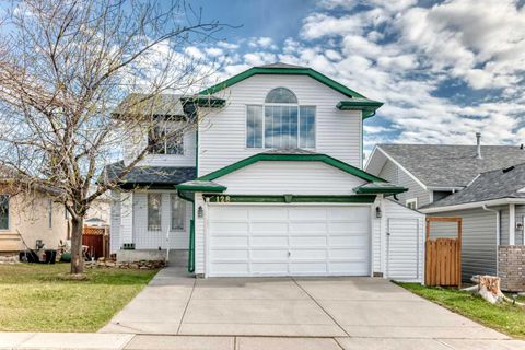 Photo of 128 Harvest Park Road NE, Calgary, AB T3K 4H9 (MLS # A2305181)