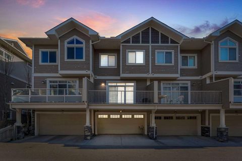 Photo of 47 Skyview Ranch Gardens NE, Calgary, AB T3N 0G1 (MLS # A2269493)