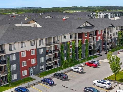 Photo of 81 Legacy Boulevard SE #3406, Calgary, AB T2X 2B9 (MLS # A2326630)