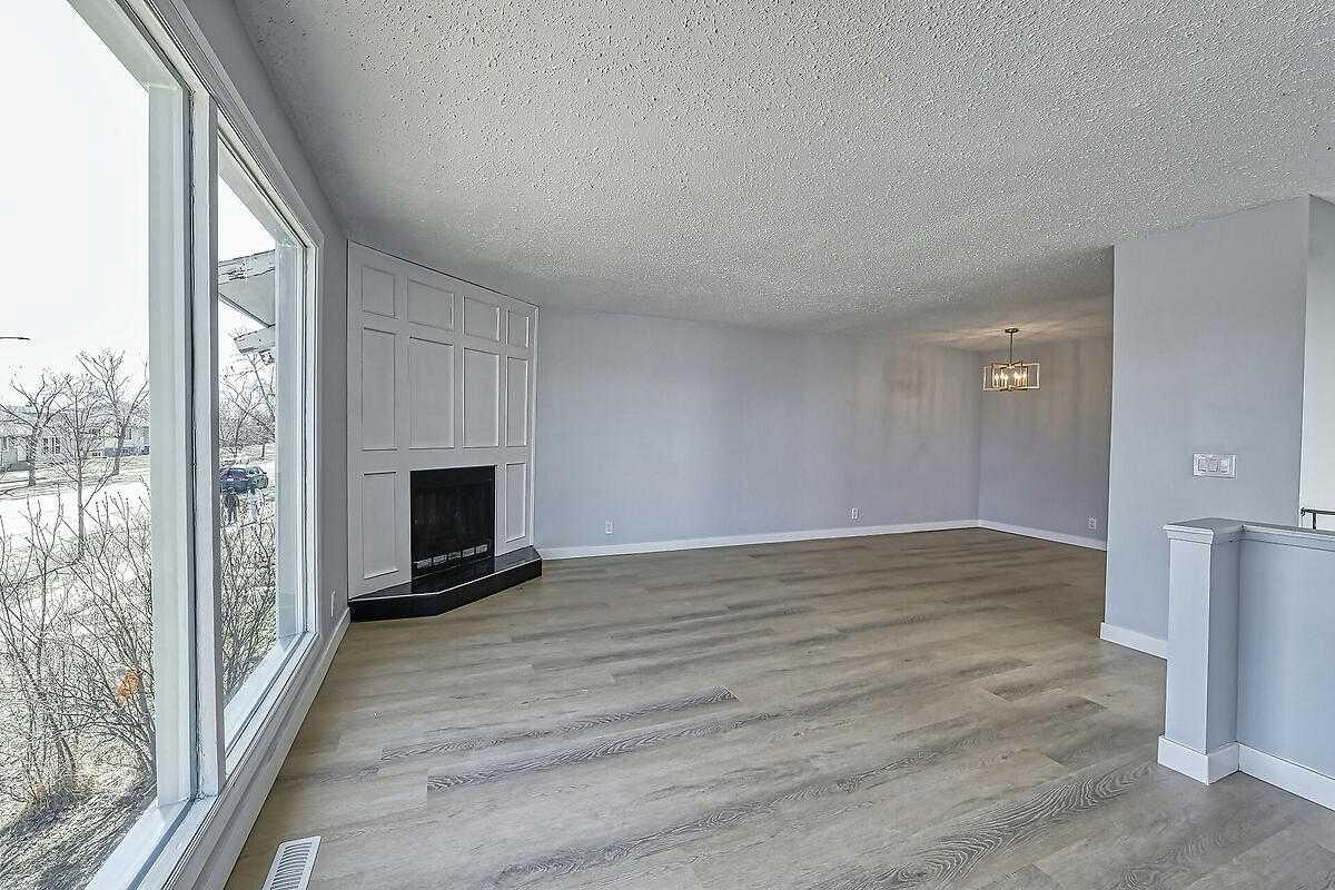 71 Falton Drive NE