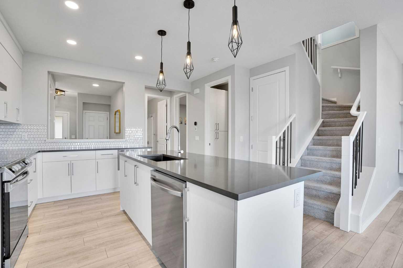 179 Lucas Heights NW