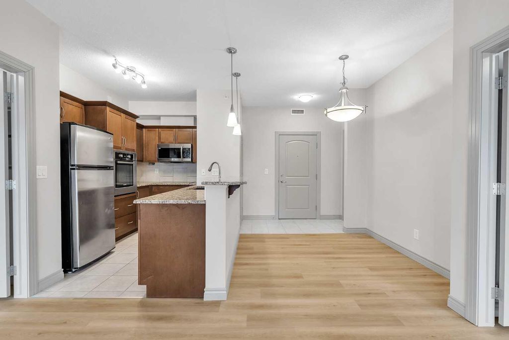 Photo of 70 Royal Oak Plaza NW #412, Calgary, AB T3G 0C6 (MLS # A2299024)