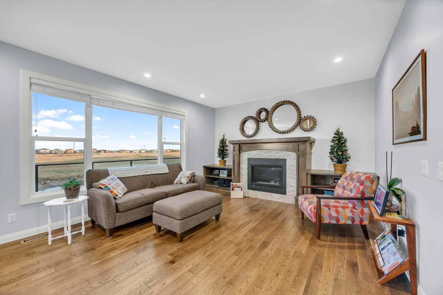 264 Boulder Creek Crescent SE