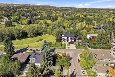 Photo of 903 25 Avenue NW, Calgary, AB T2M 2B5 (MLS # A2347289)