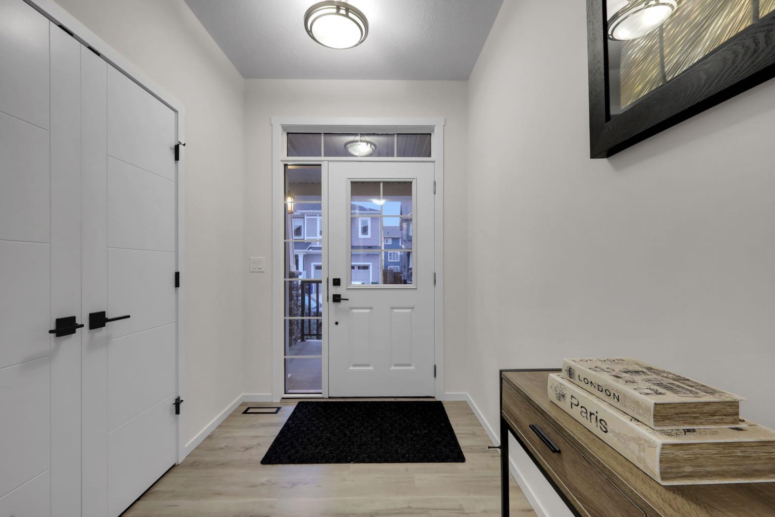 610 Southwinds Close SW