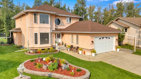 Photo of 49 Willow Springs Crescent, Sylvan Lake, AB T4S 1G3 (MLS # A2325146)