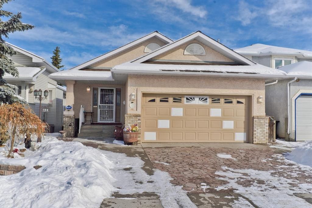 Photo of 180 Hidden Vale Close NW, Calgary, AB T3A 5C7 (MLS # A2285850)