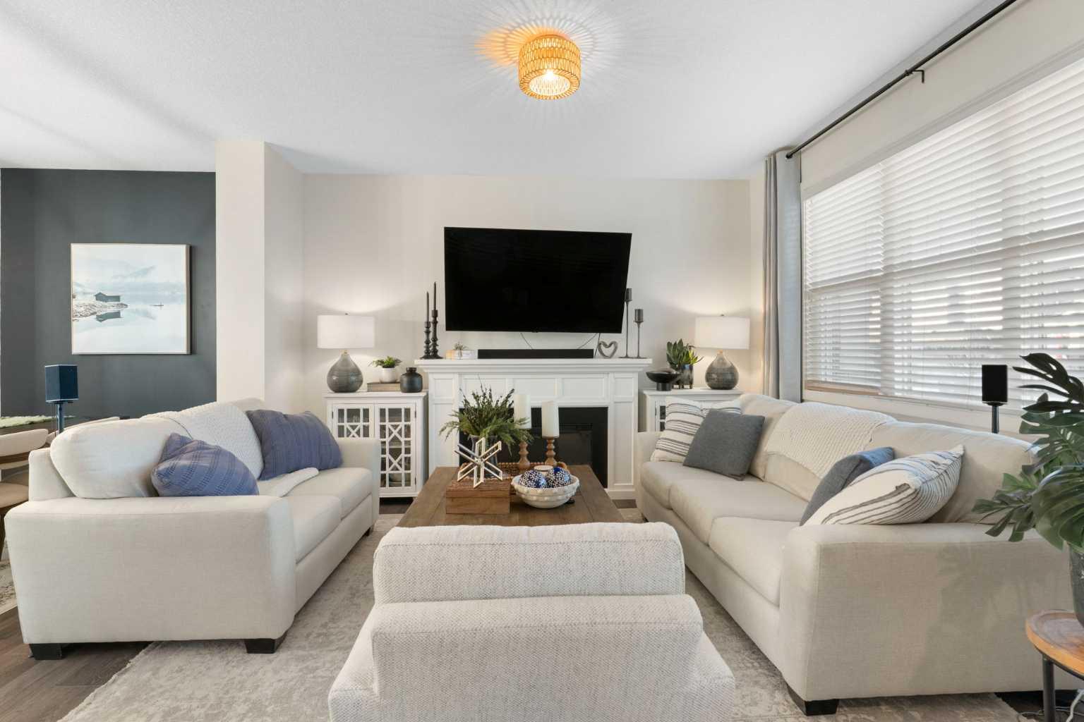 340 Kingsmere Way SE