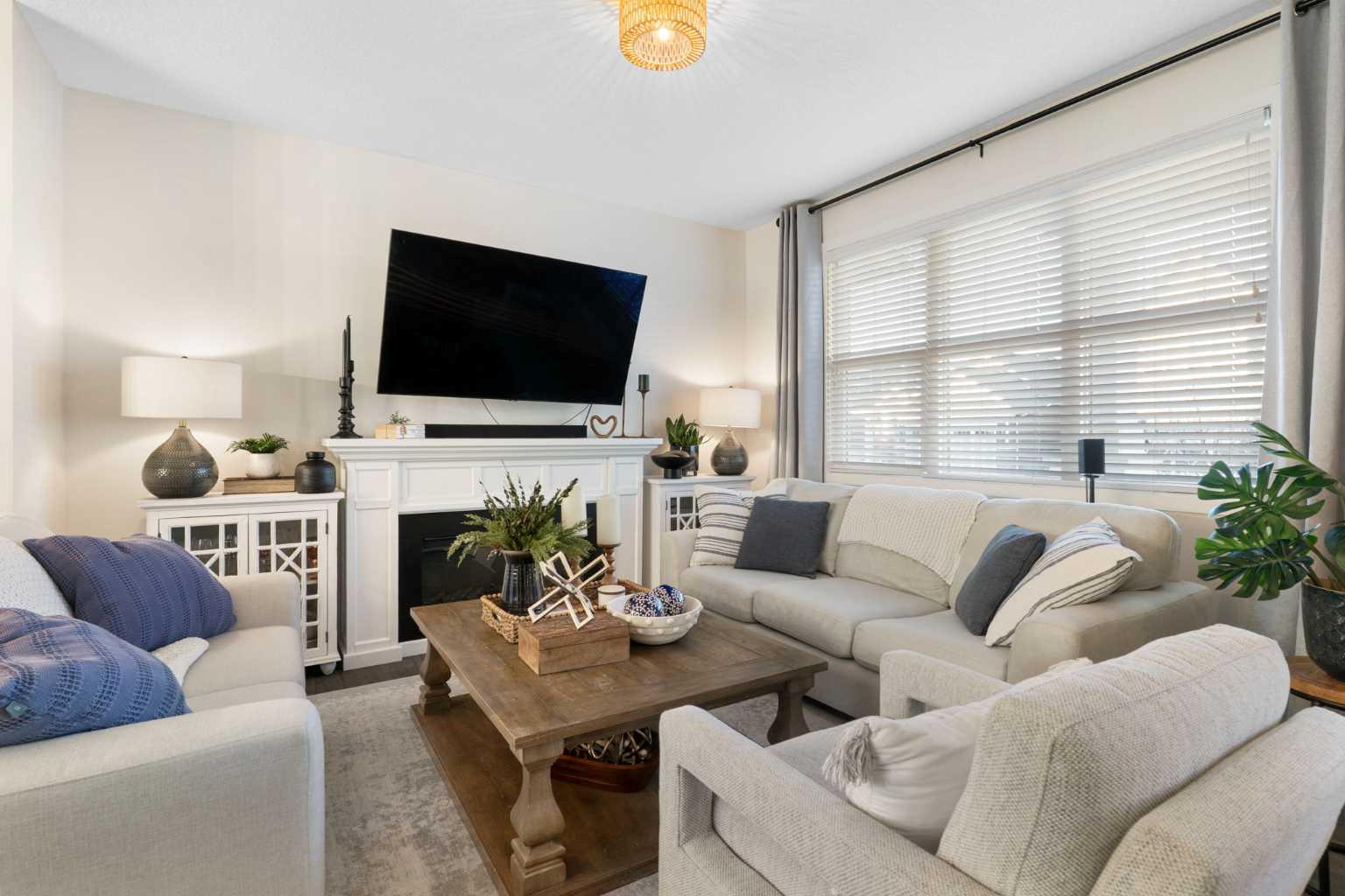 340 Kingsmere Way SE