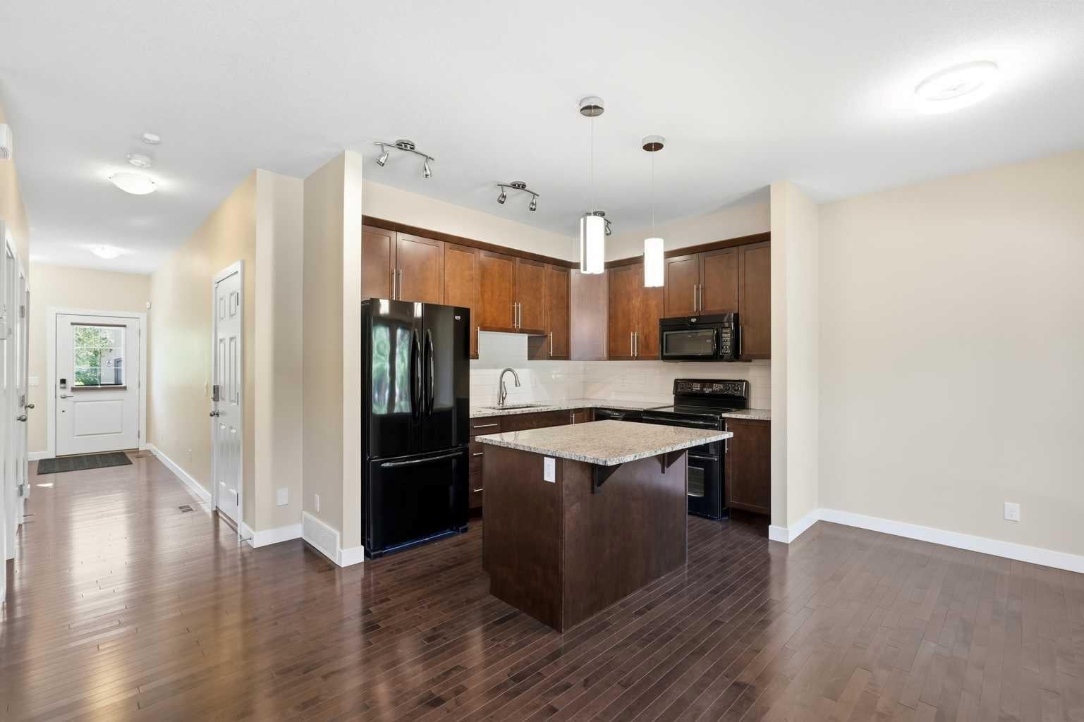 431 quarry Villas SE