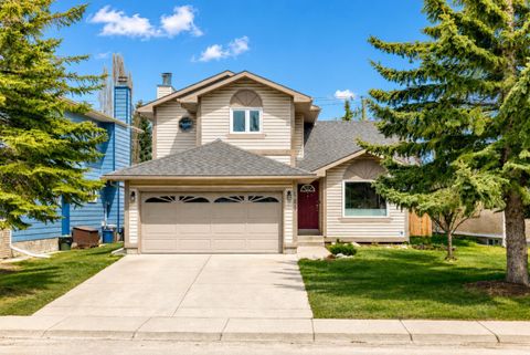 Photo of 481 Sunmills Drive, Calgary, AB T2X 2T5 (MLS # A2310035)