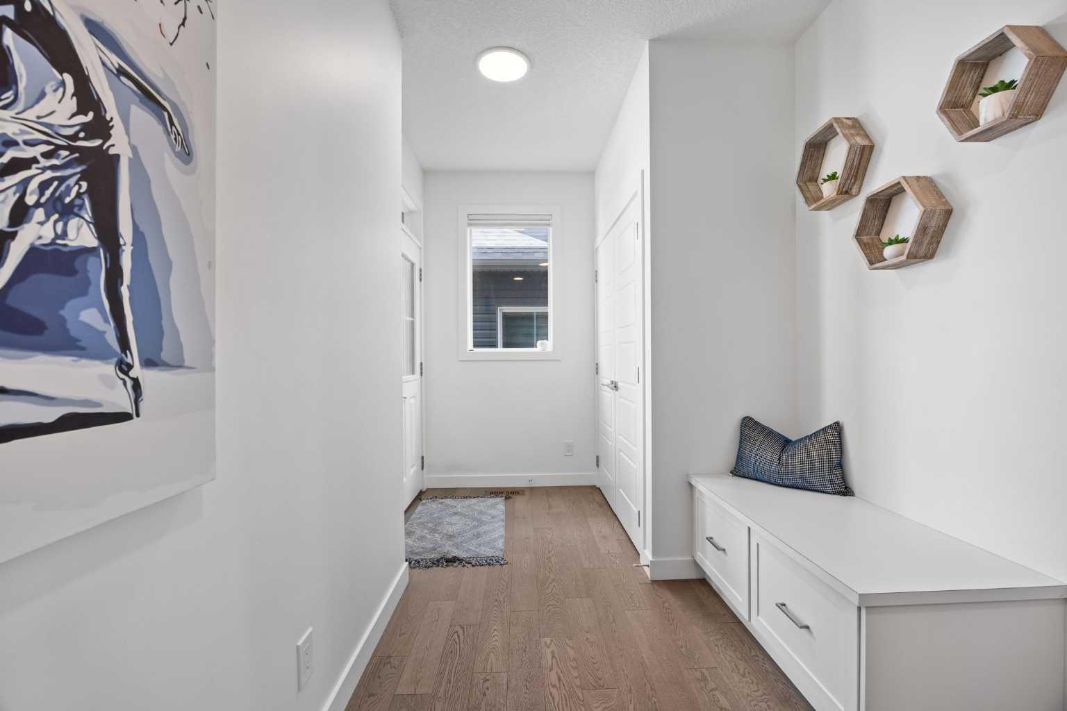 10 Evansfield Green NW
