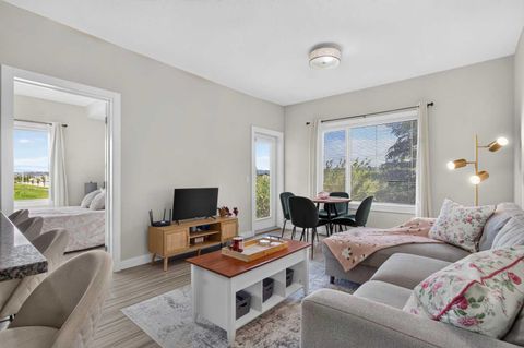 Photo of 4 Sage Hill Terrace NW #1, Calgary, AB T3R 0W4 (MLS # A2321571)
