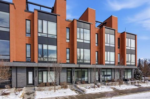 Photo of 3012 Parkdale Boulevard NW, Calgary, AB T2N 5B3 (MLS # A2293657)