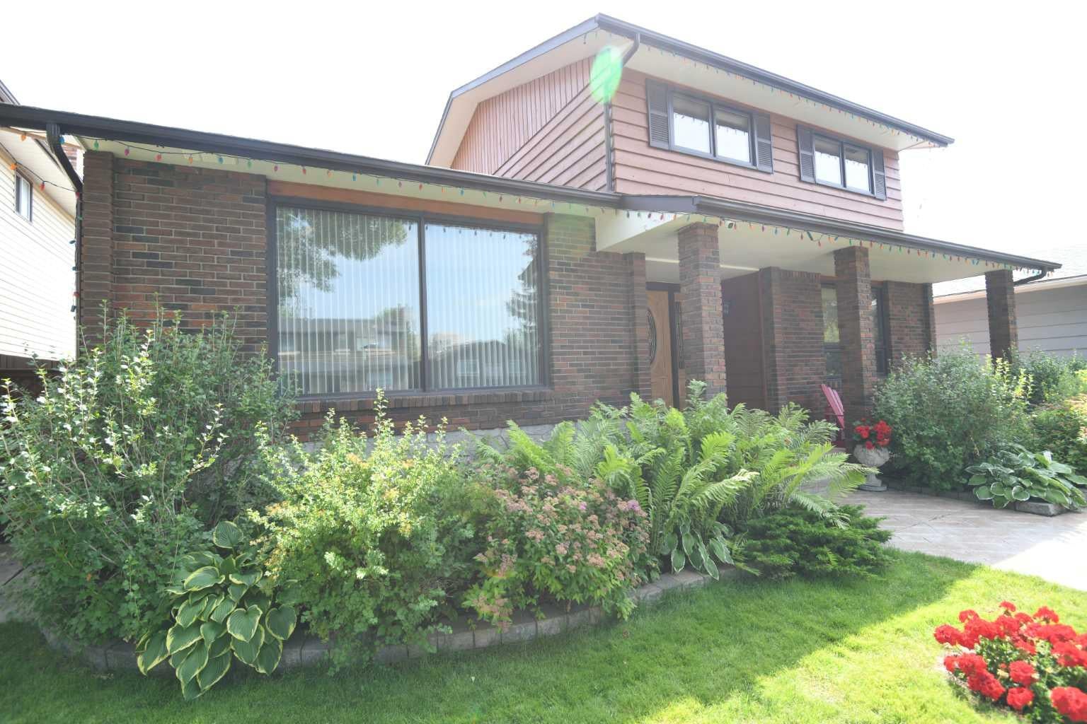 168 Templewood Drive NE