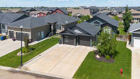 Photo of 2715 73 Avenue #33, Lloydminster, AB T9V 3L7 (MLS # A2321463)