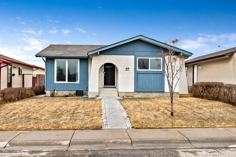 Photo of 399 Maitland Crescent NE, Calgary, AB T2A 5T6 (MLS # A2306656)