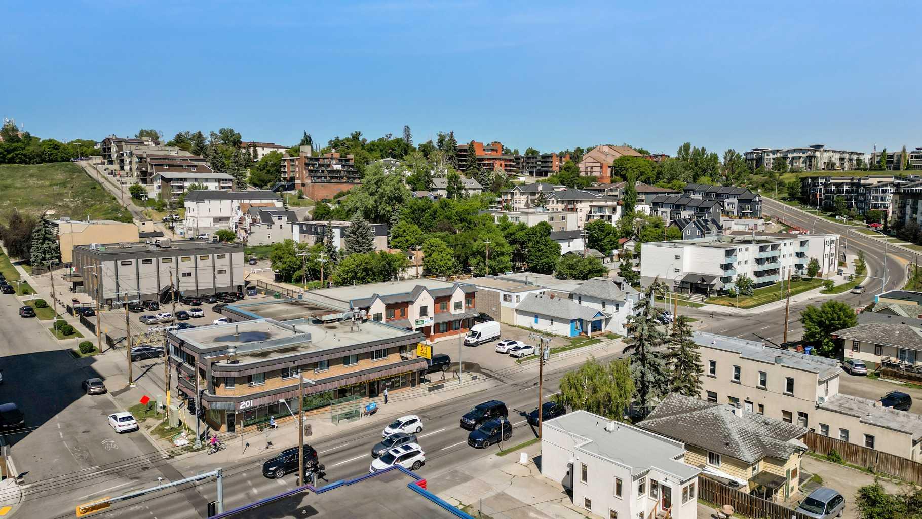 201-217 4 Street NE