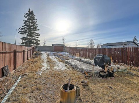 Tiny photo for 147 Erin Ridge Road SE, Calgary, AB T2B 2W2 (MLS # A2284198)