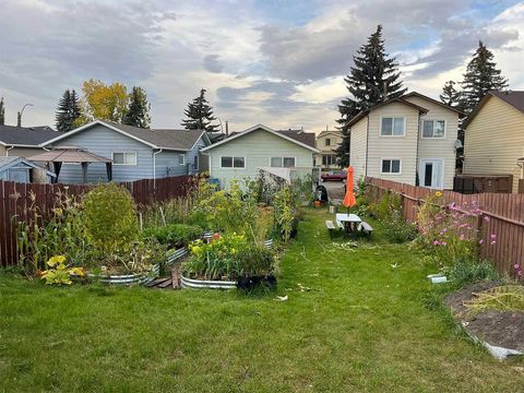 Tiny photo for 147 Erin Ridge Road SE, Calgary, AB T2B 2W2 (MLS # A2284198)