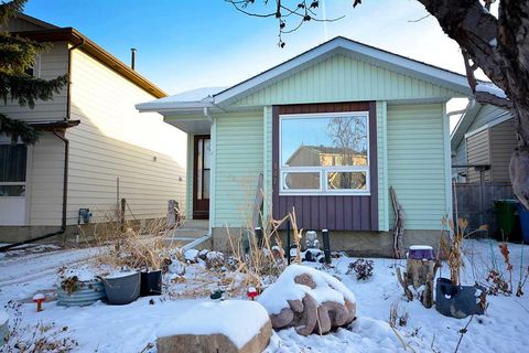 Tiny photo for 147 Erin Ridge Road SE, Calgary, AB T2B 2W2 (MLS # A2284198)