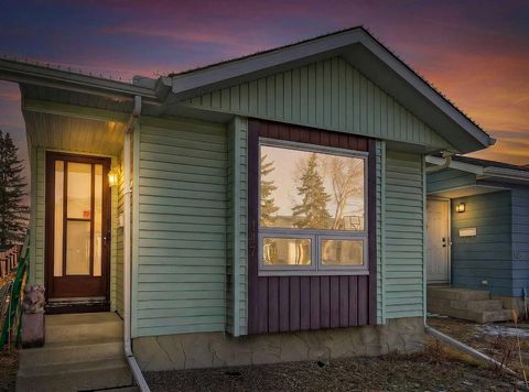 Tiny photo for 147 Erin Ridge Road SE, Calgary, AB T2B 2W2 (MLS # A2284198)