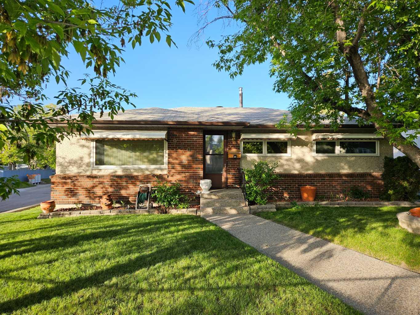 9404 Allison Drive SE