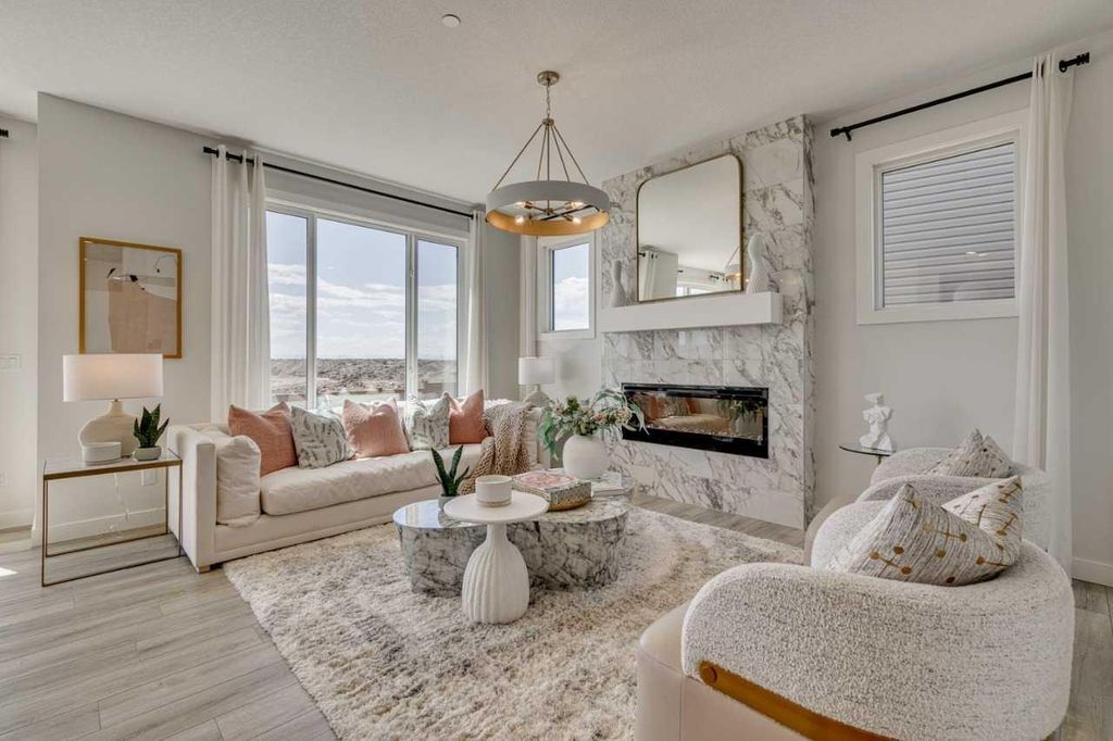 Photo of 18 Hotchkiss Gardens SE, Calgary, AB T3S 0T4 (MLS # A2282932)