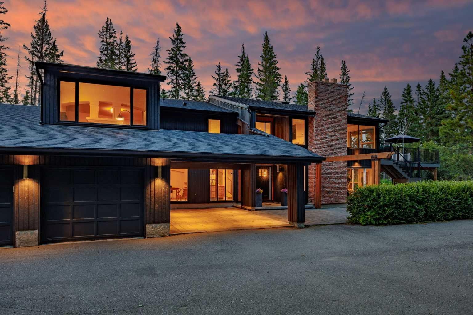 15 Elbow River Point