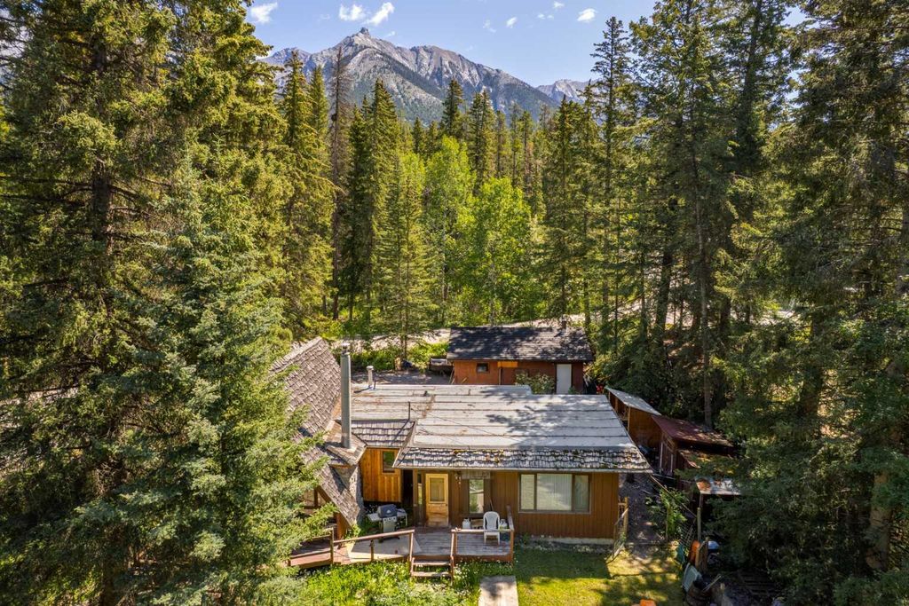 Photo of 77 Grotto Road, Harvie Heights, AB T1W 2W2 (MLS # A2308660)