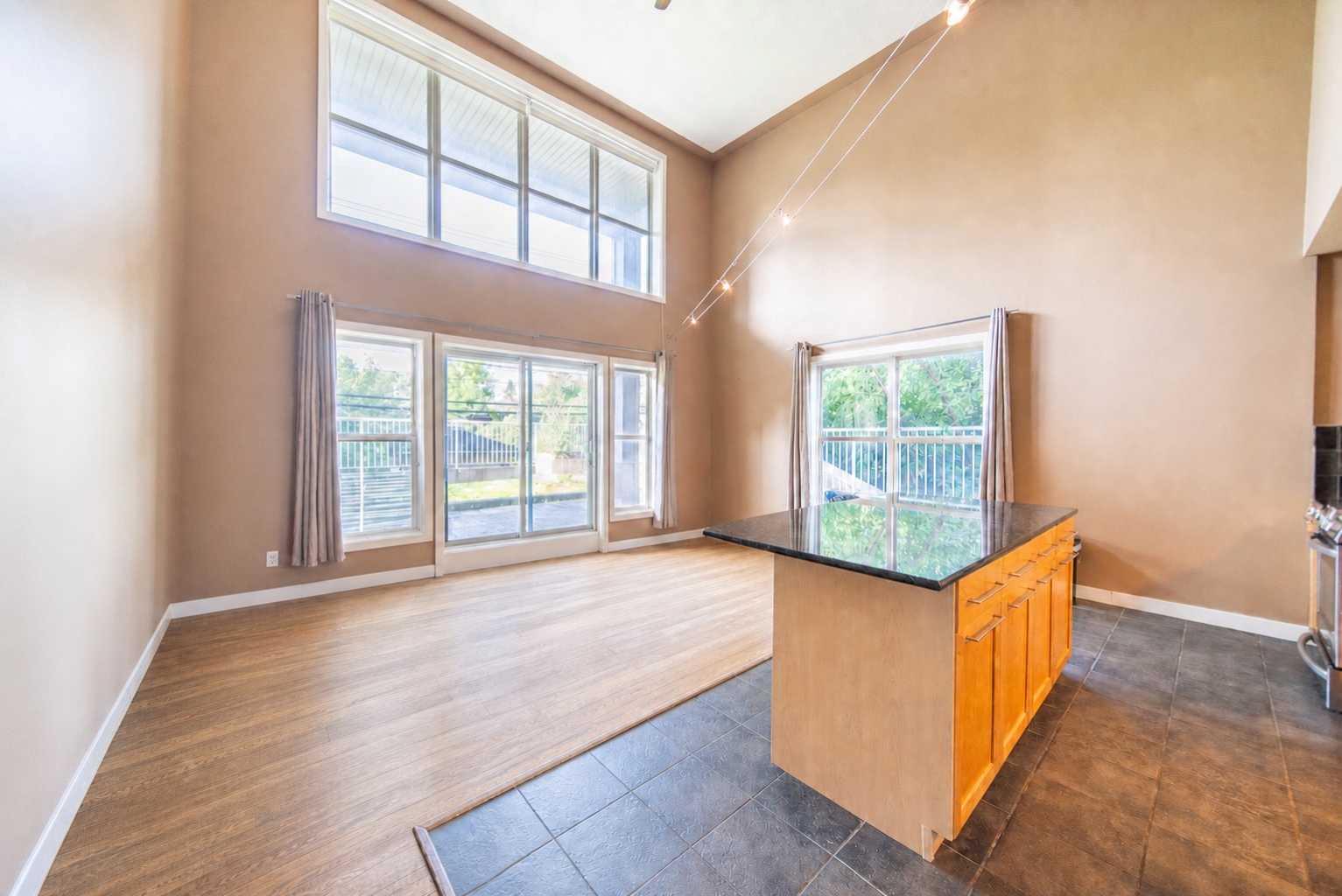 1505 27 Avenue SW 102
