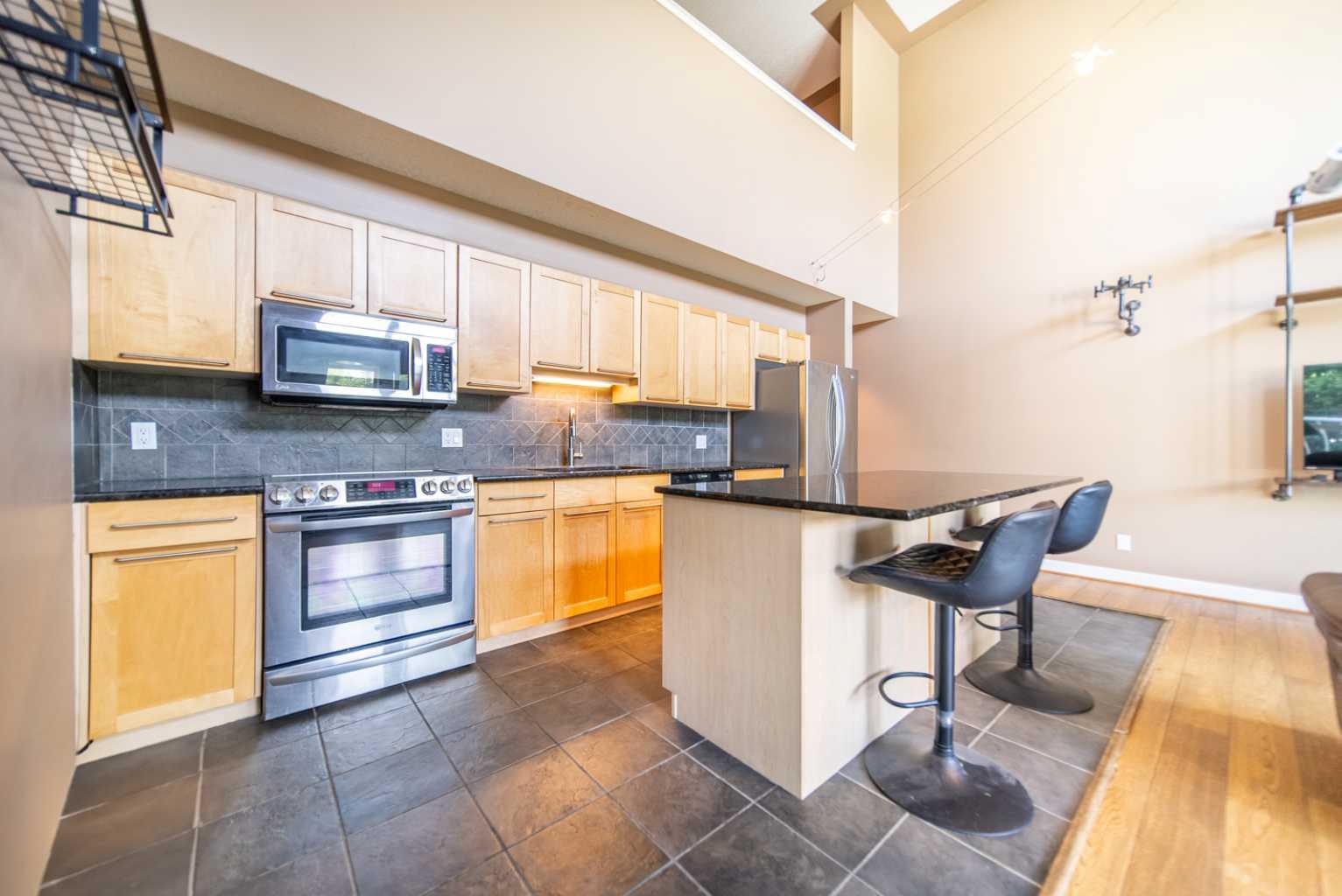 1505 27 Avenue SW 102