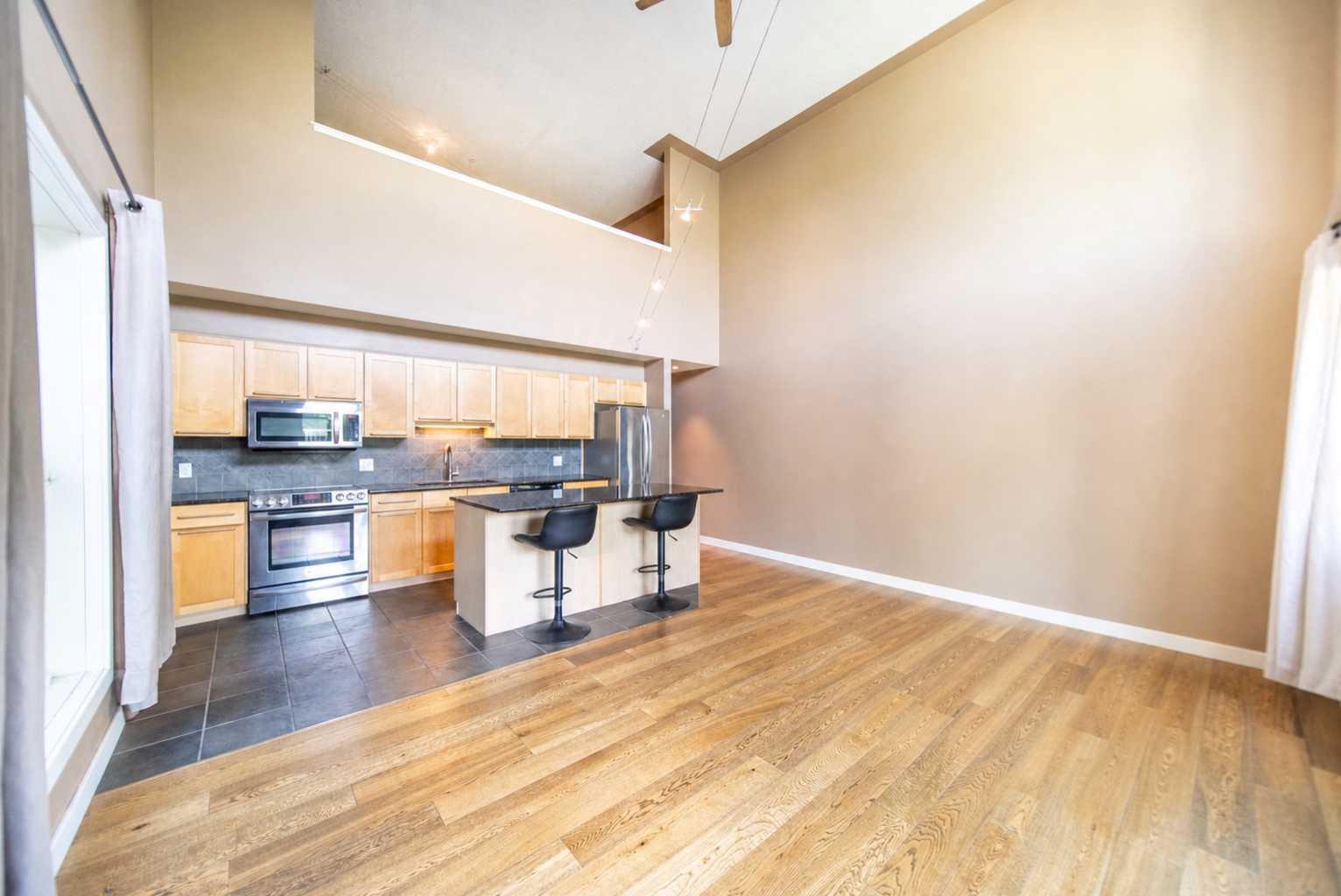1505 27 Avenue SW 102