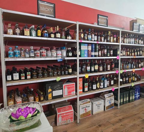 4655 54 Avenue NE 101 Calgary AB T3J 3Z4