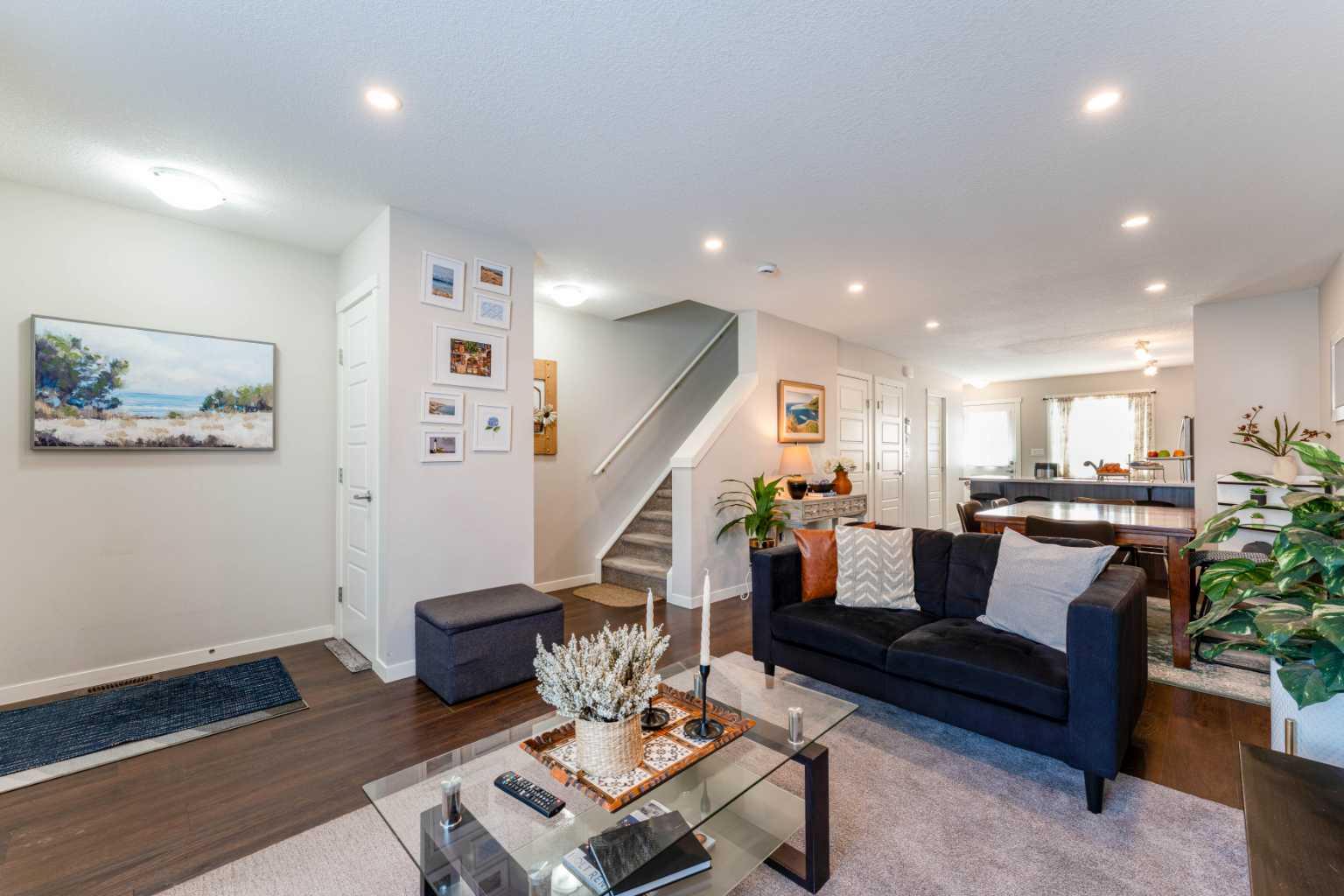 7451 Falconridge Boulevard NE 1732