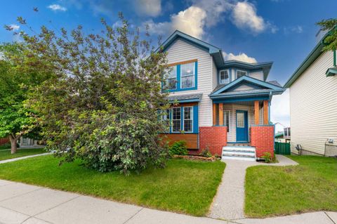 Photo of 40 hidden Point NW, Calgary, AB T3A 5P5 (MLS # A2327130)