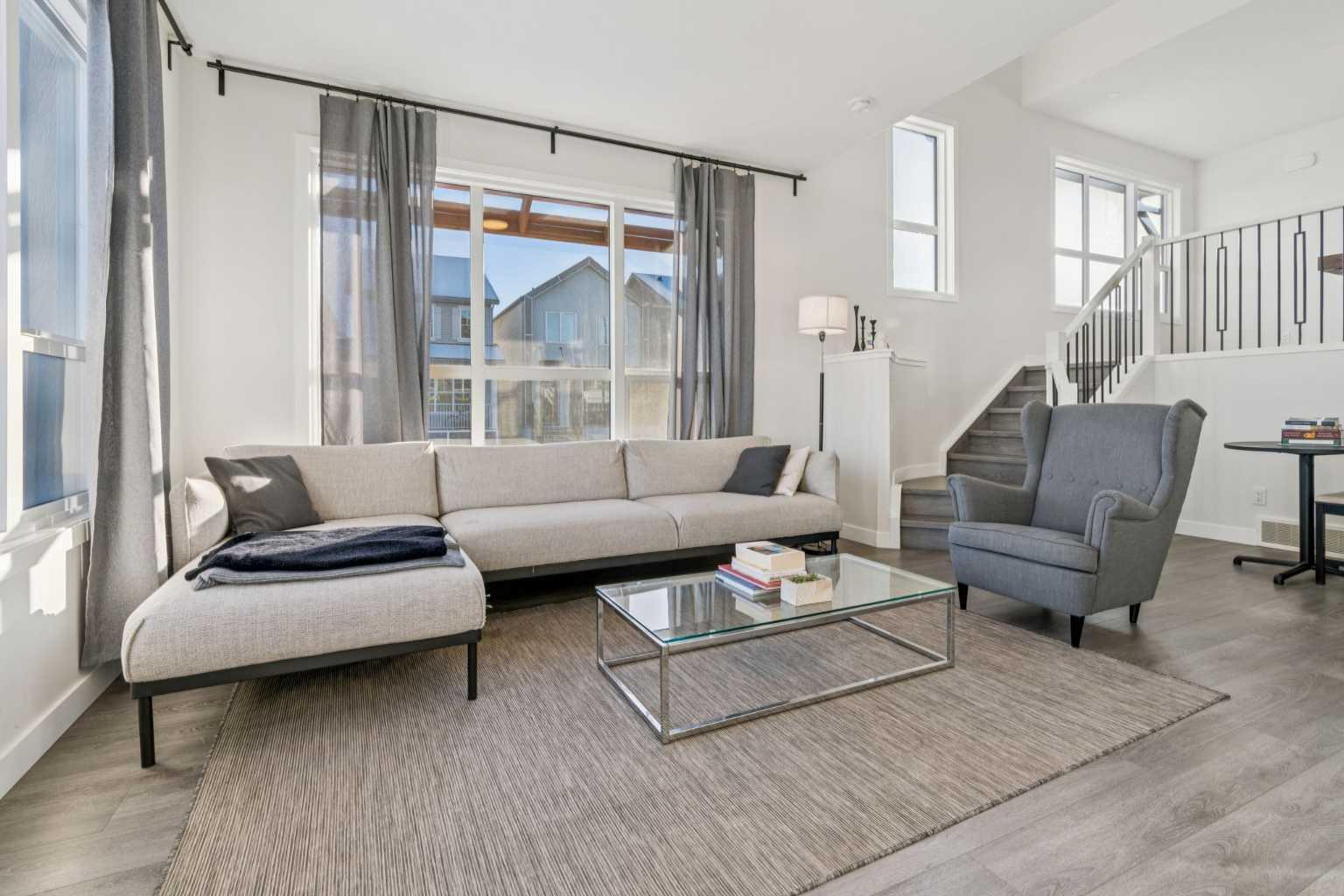 101 Lavender Manor SE