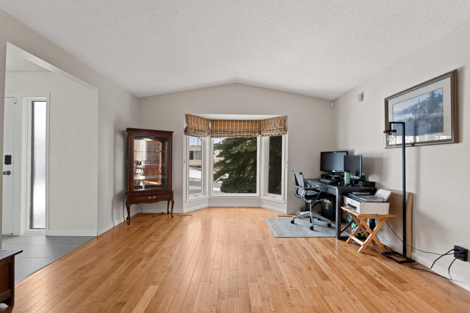 79 Macewan Meadow Rise NW