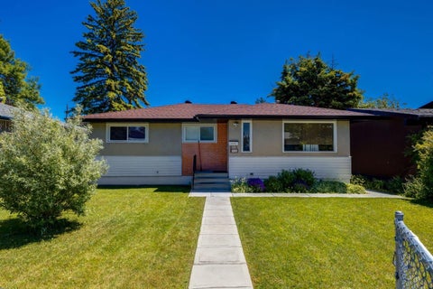 Photo of 2024 43 Street SE, Calgary, AB T2B 1H4 (MLS # A2324699)