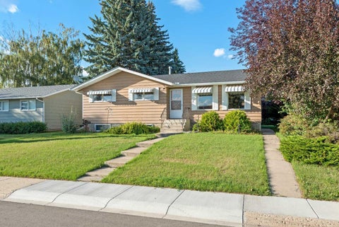 Photo of 616 6 Street SE, Three Hills, AB T0M 2A0 (MLS # A2344175)