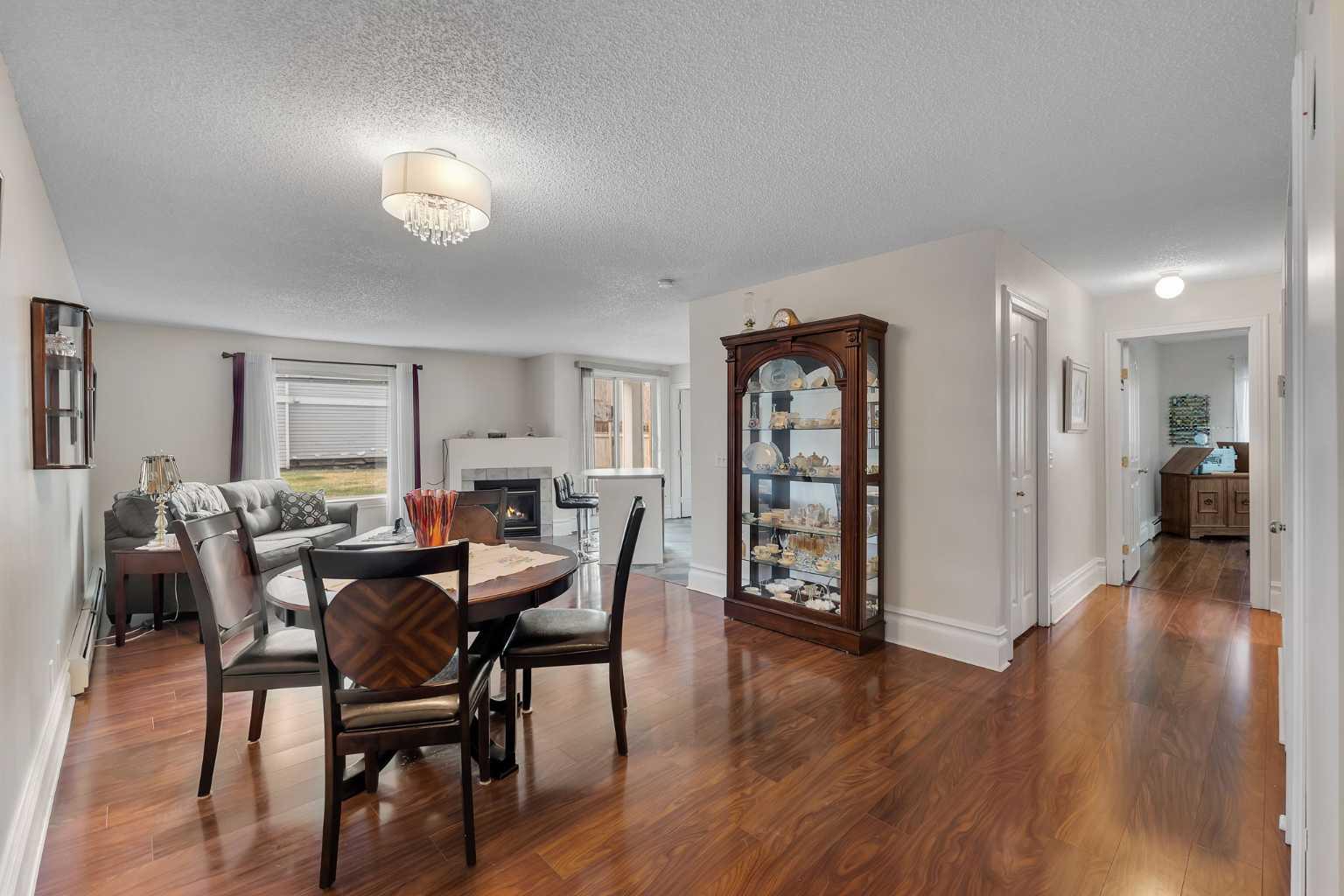 7106 Valleyview Park SE 106