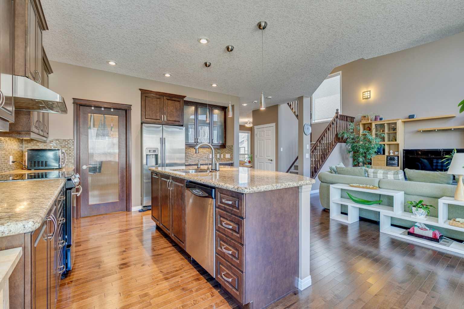 8 Aspen Stone Court SW
