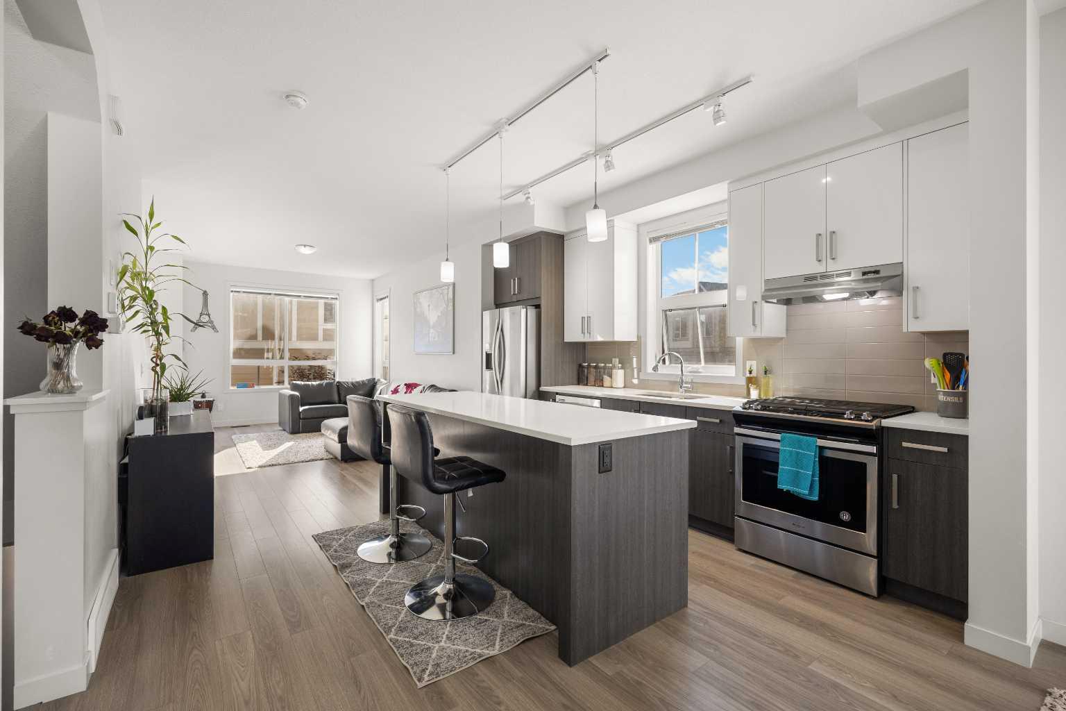 104 Sherwood Lane NW