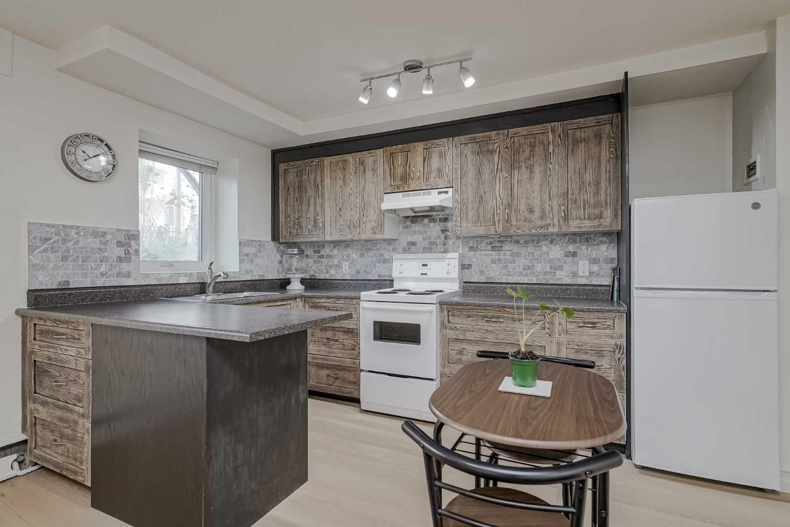 1027 12 Avenue SW 101