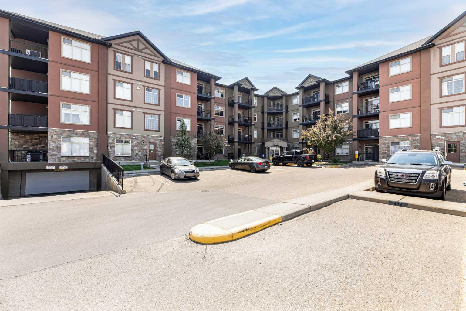 69 Ironstone Drive 305